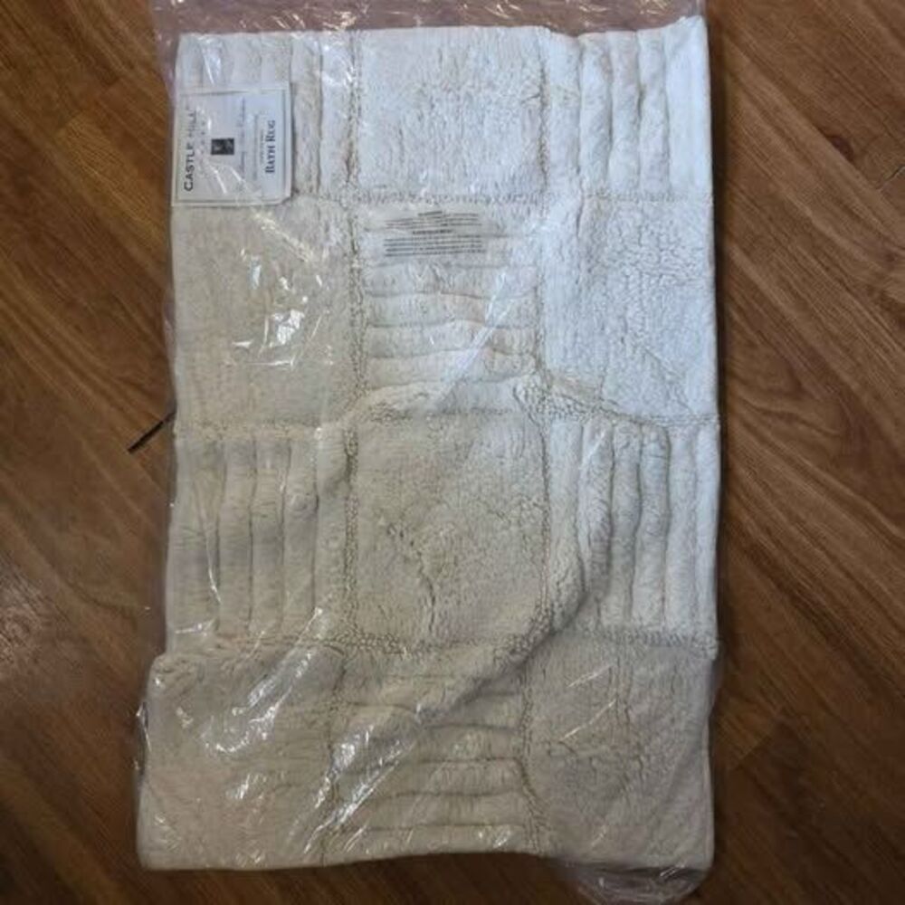 Castle Hill Bath Rug 100% Soft Cotton, Size 34x21 Inch,